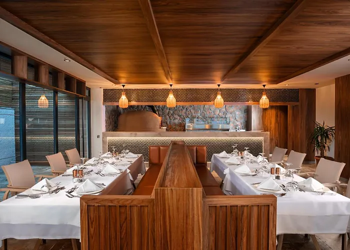 מלון Yalihan Aspendos 4*