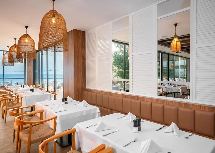 Yalihan Aspendos אבסלאר