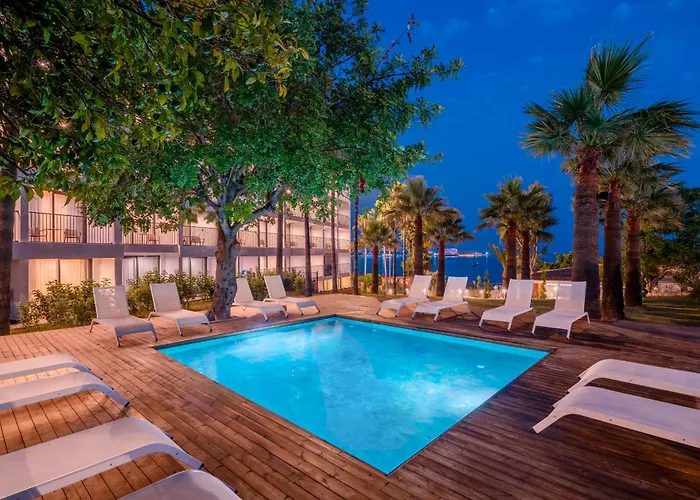 Yalihan Aspendos 아브살라르