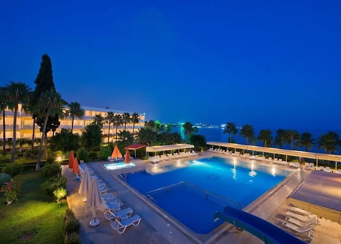 מלון Yalihan Aspendos 4*