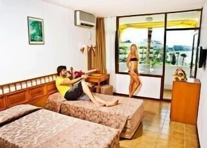 Yalihan Aspendos 4* אבסלאר